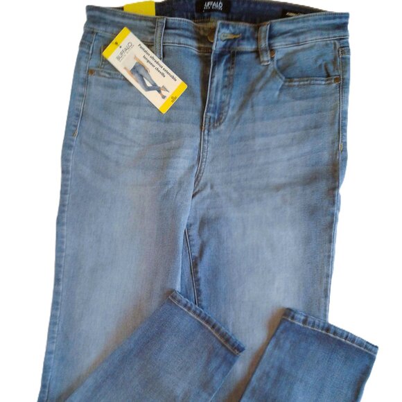 Buffalo - new woman stretch super soft ankle grazer- Size 6 - Picture 2 of 2